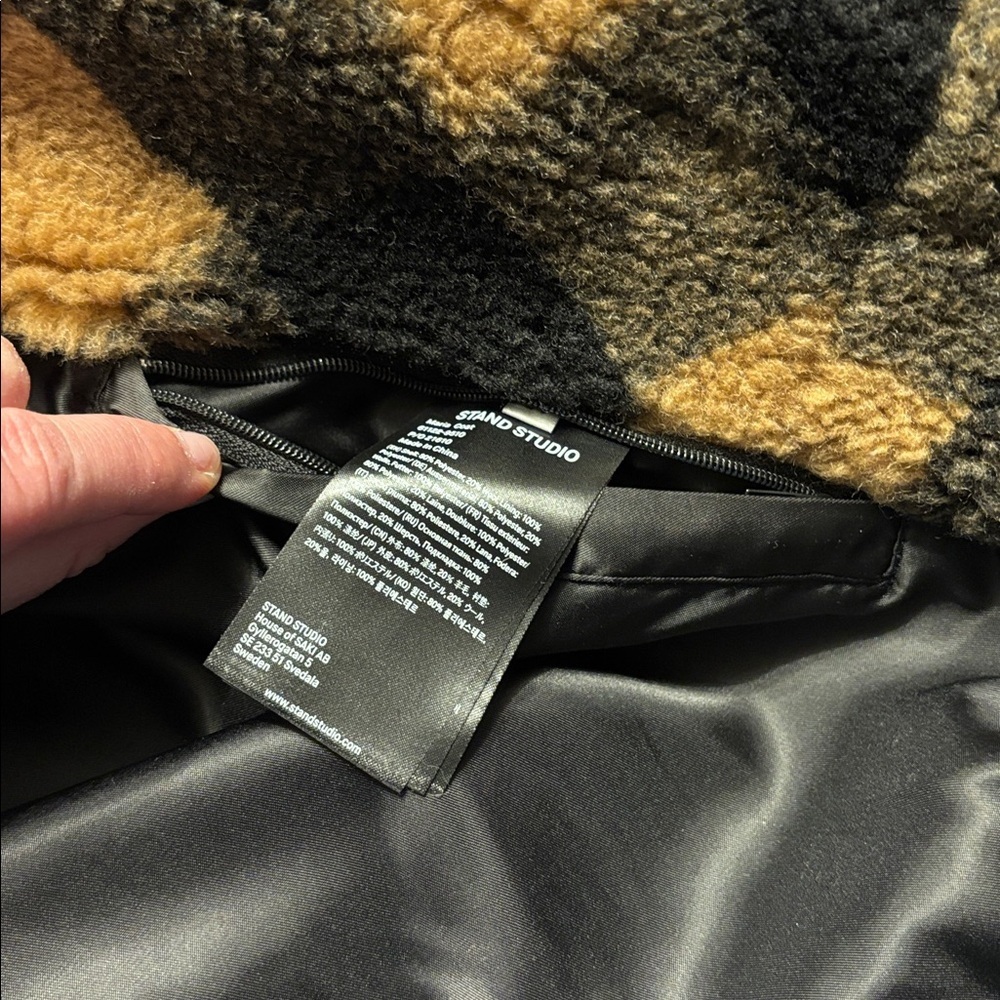 STAND STUDIO Faux Fur Teddy Maria Coat - Picture 10 of 16